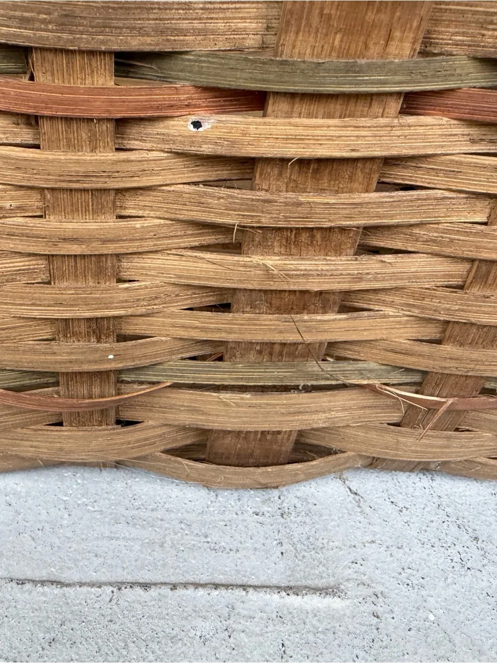 Vintage 1970-1980’s Woven Rustic Wicker Market Basket Large Oval Single Handle